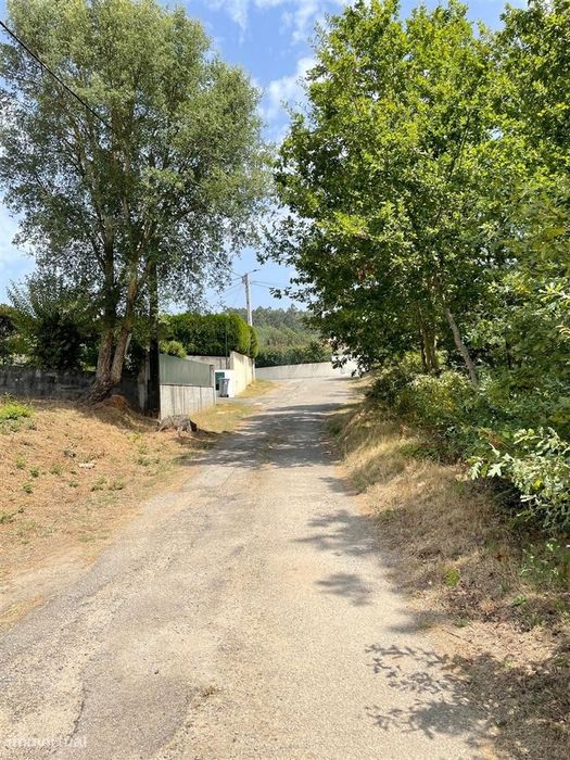Terreno para Construção com Projeto Aprovado, localizado a beira da N2