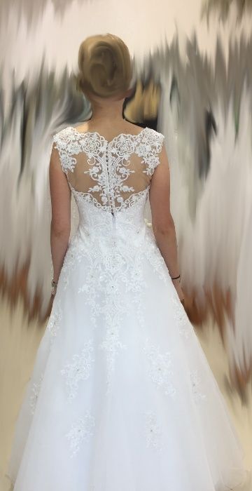 Suknia ślubna biała