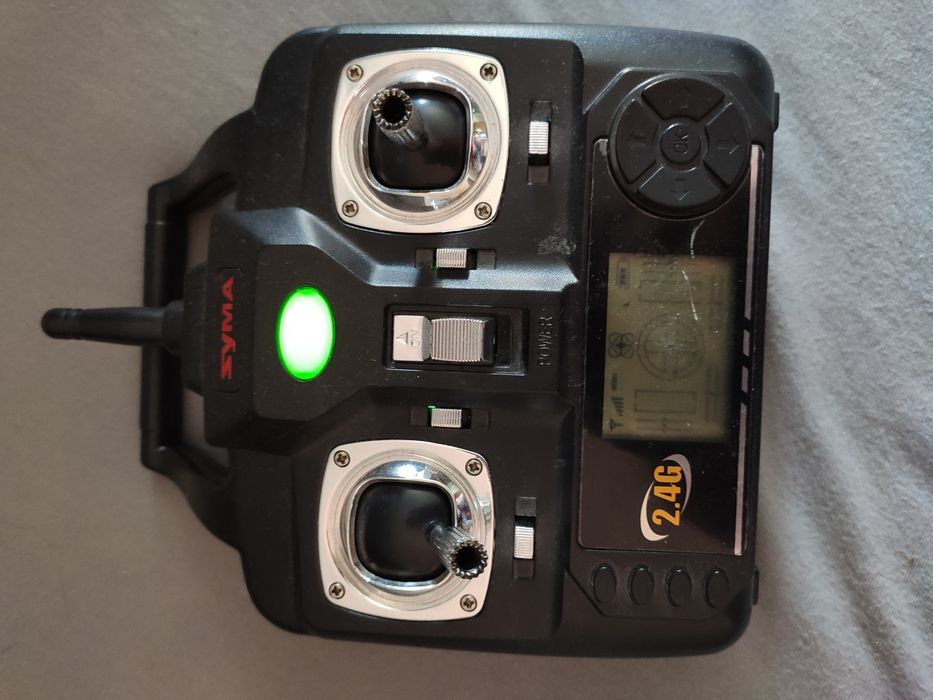 Dron zyma x5c...