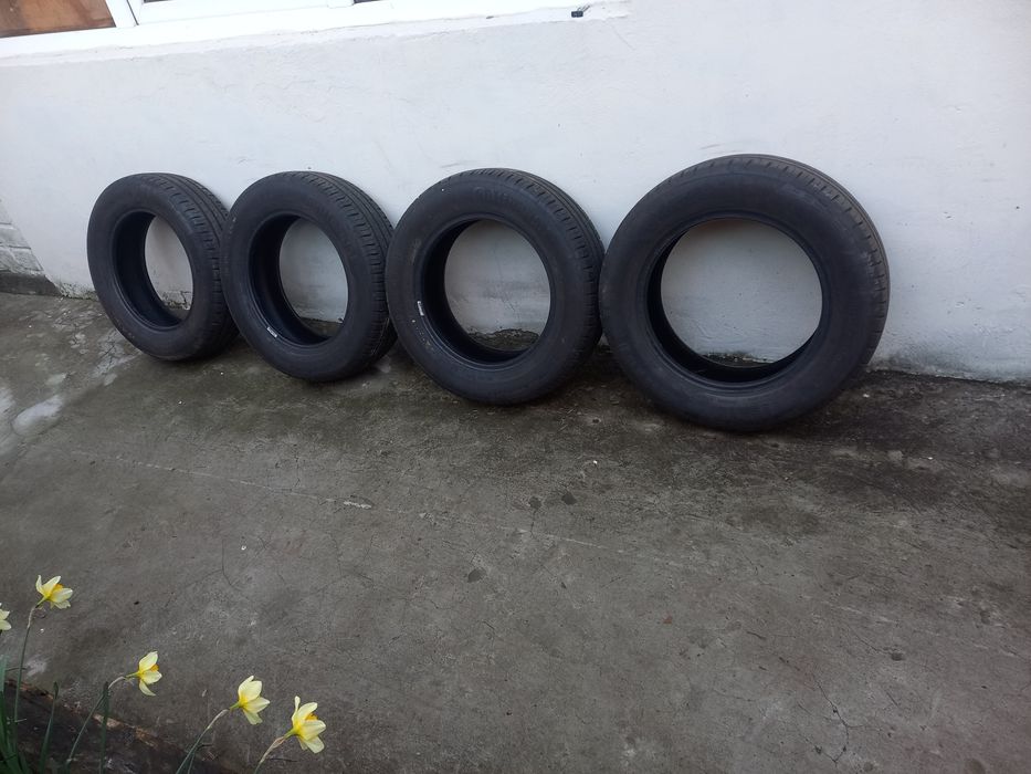 Резина Continental 185/65R15 комплект
