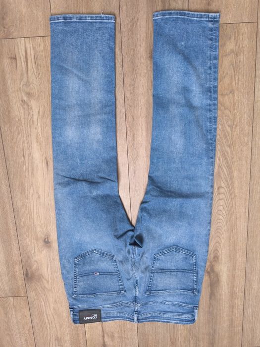 Męskie spodnie Tommy Jeans r 33/30