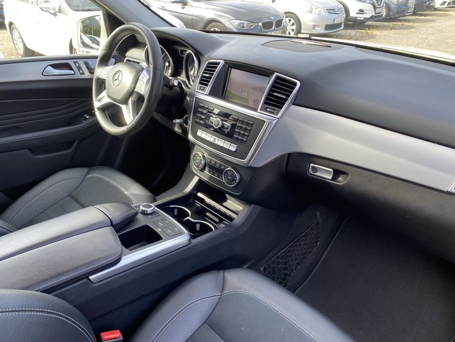 Mercedes-Benz ML 250 CDI 180 mil kms - Nacional