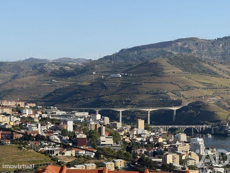 Terreno misto em Peso da Régua e Godim
