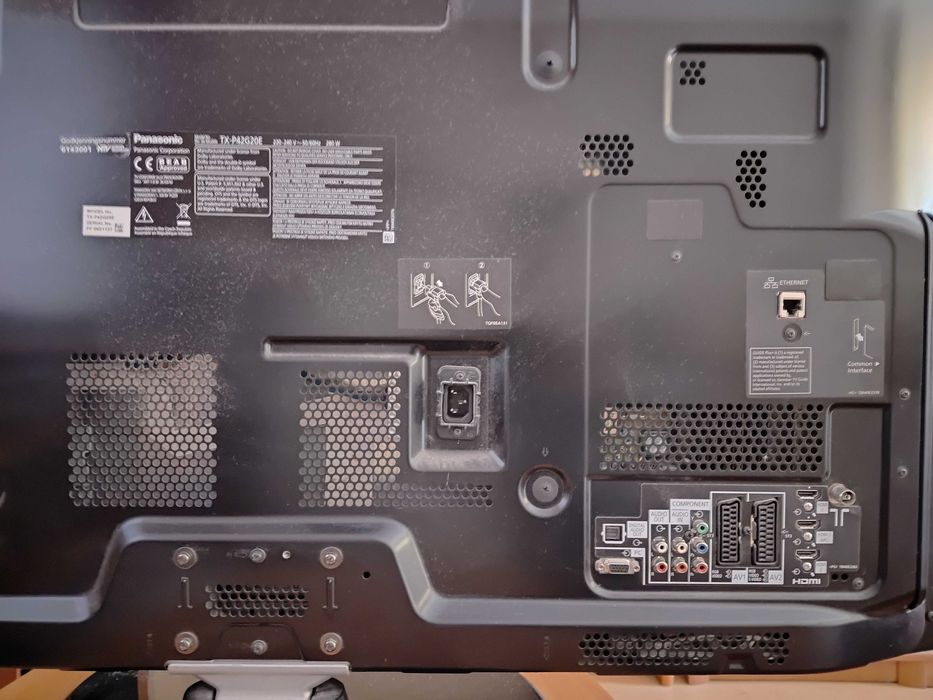 Sprzedam używany TV Panasonic Plazma 43 cale w bardzo dobrym stanie.