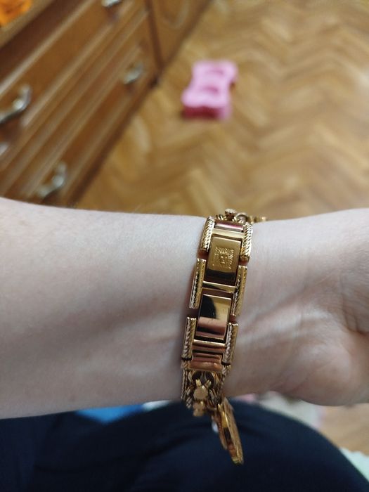 дизайнерський годинник Anne Klein