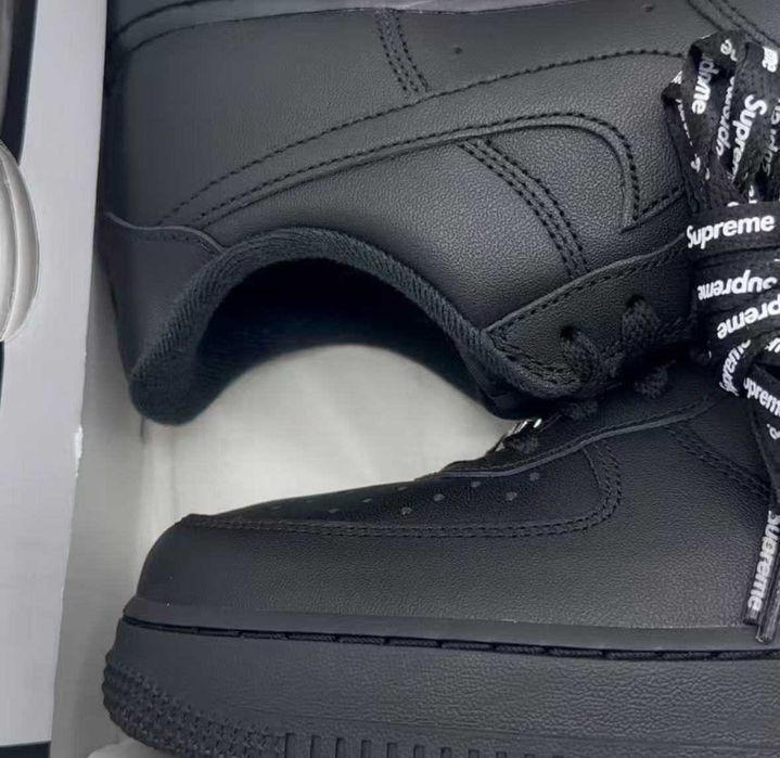 Nike Air Force 1 Low Supreme Black R.38