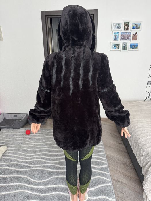 Шуба натуральна з овчини