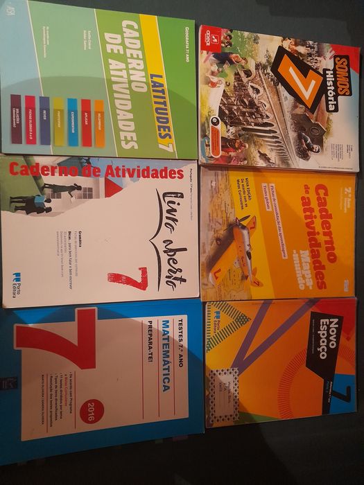 Livros escolares 7. Ano