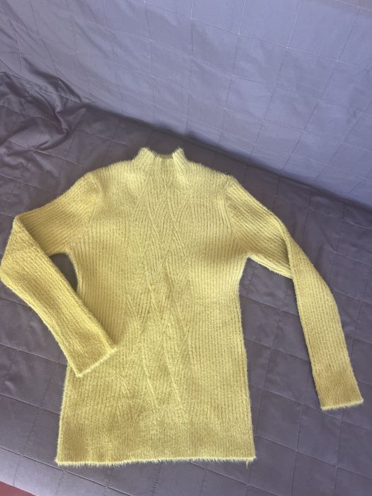 Тепла кофта 152р.