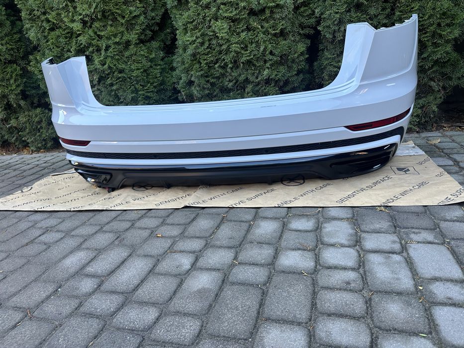 Бампер AUDI Q8 LS9R s-line