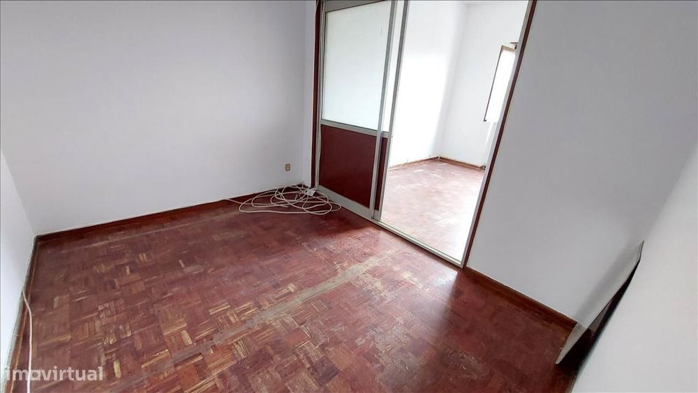 Apartamento T2 em Mem Martins