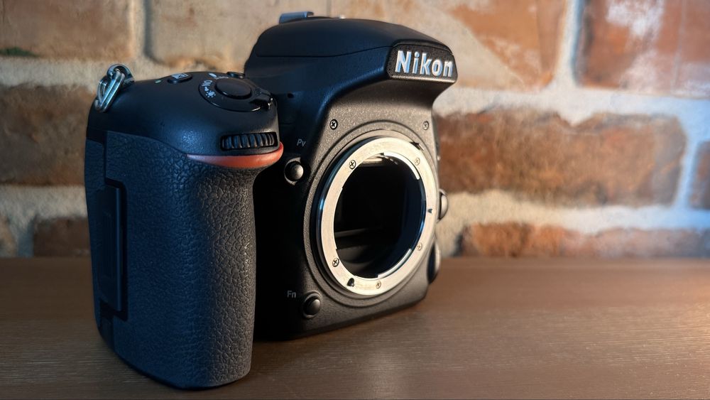Nikon D750  pełna klatka / idealny przebieg 117k