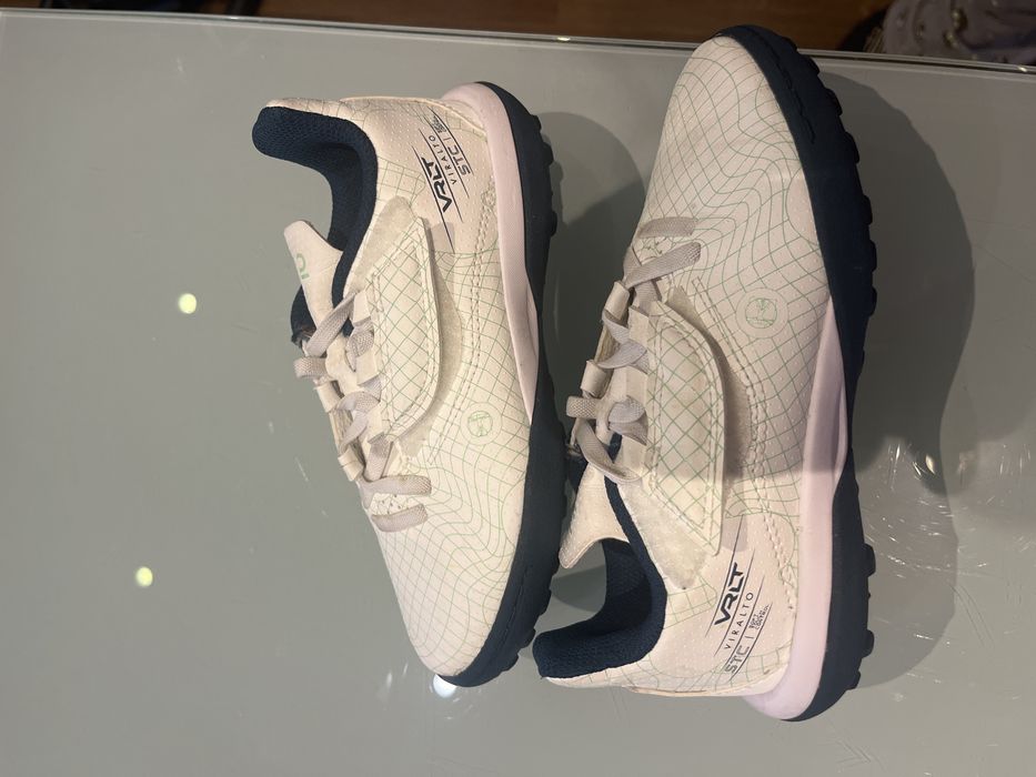 Chuteiras kipsta para crianca