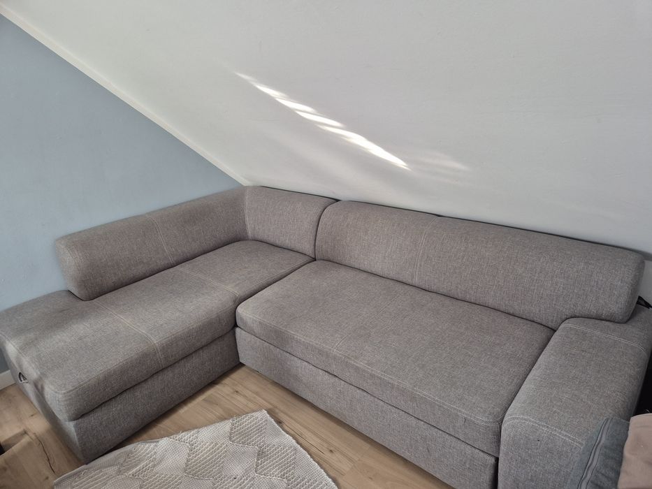 Naroznik z funkcja spania