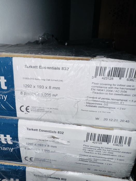 Chão flutuente novo TARKETT