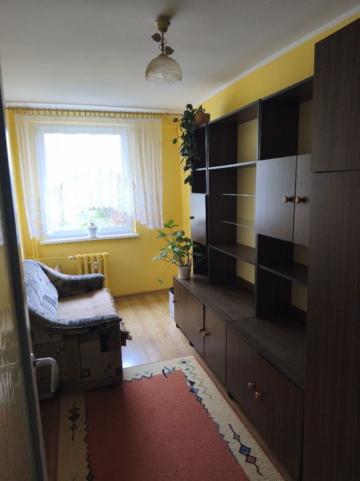 Mieszkanie 47m trzy pokoje Pierwsze piętro