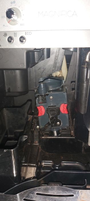 Delonghi magnifica
