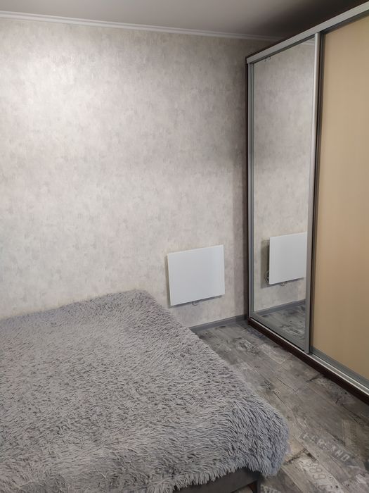 Квартира подобово.