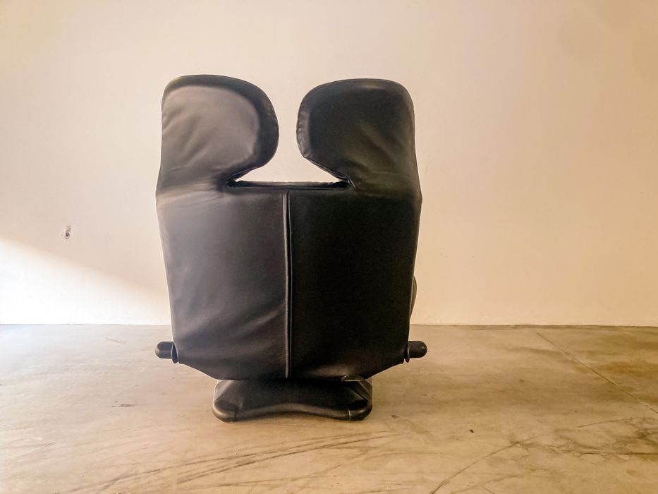 poltrona design Wink de Toshiyuki Kita para Cassina em pele.