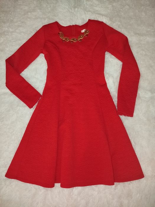 Жіночі сукні різні нові S