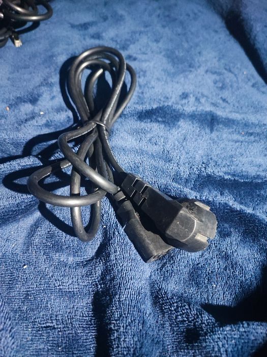 kabel zasilający, różne opcje