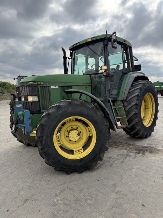 JOHN DEERE  6800 r 1998