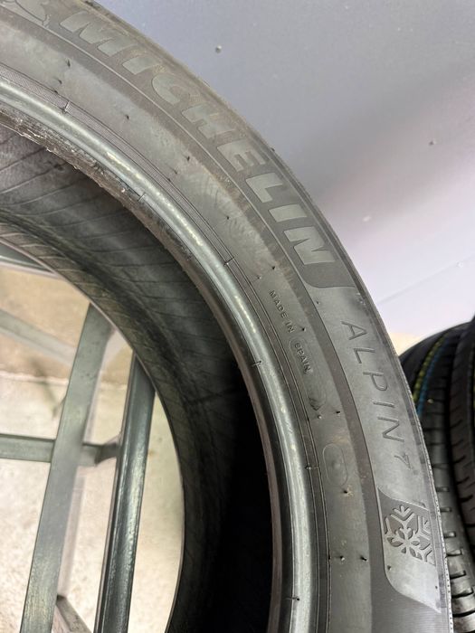 Шины БУ 235 50 R 19 Michelin Alpin 7 Зима Комплект резина