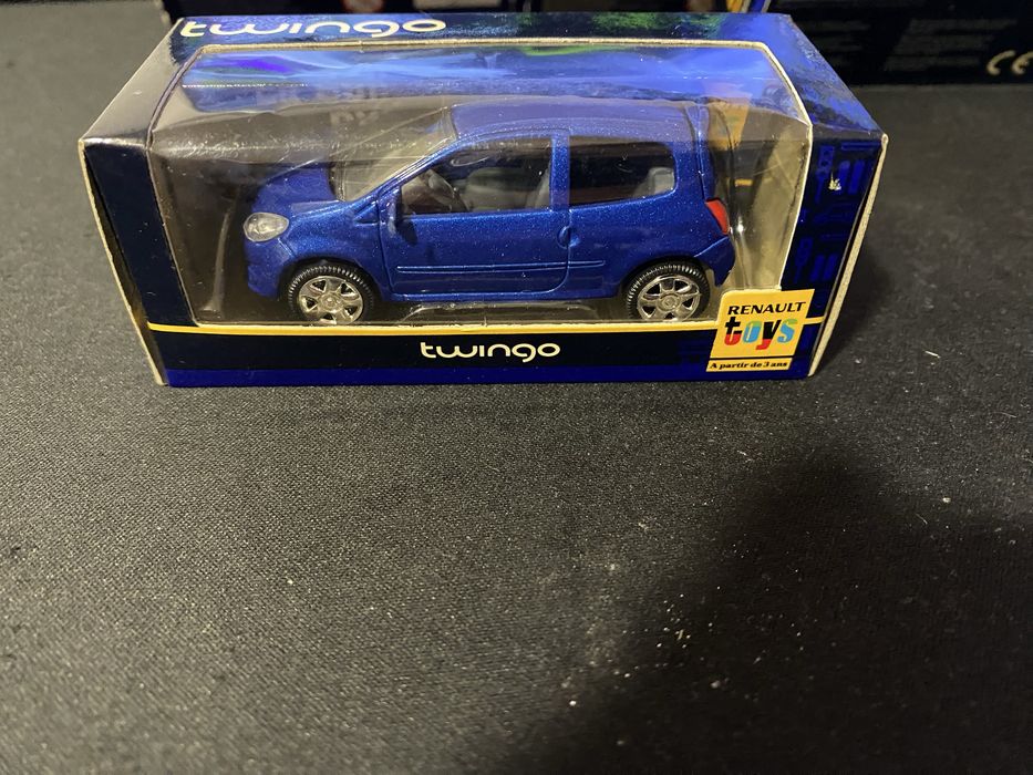 Miniaturas 1:64 Renault
