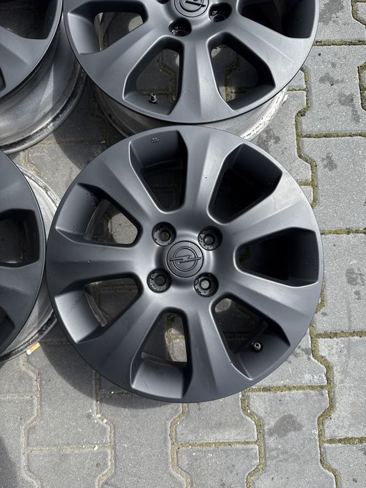 Felgi aluminiowe 15 cali 5,5 J 4x100 Opel Agila