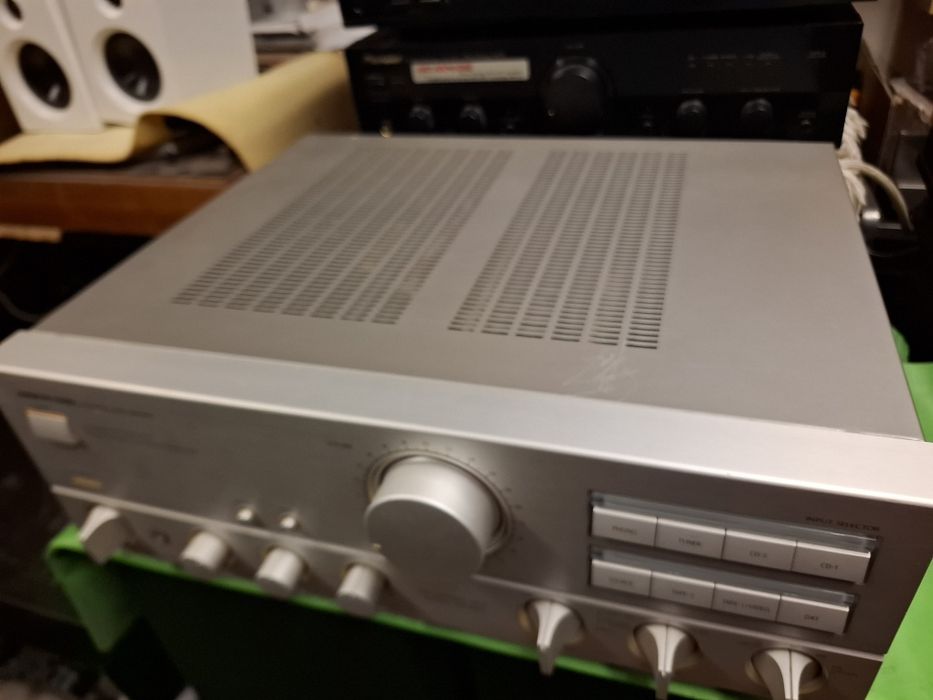 Wzmacniacz Onkyo Integra A-8650 potężny
