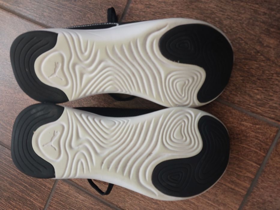 Кросівки puma розмір 37