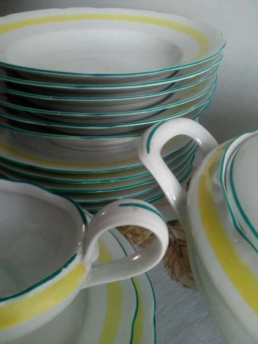 Ćmielów PRL serwis talerze porcelana zastawa Feston lata 70-te