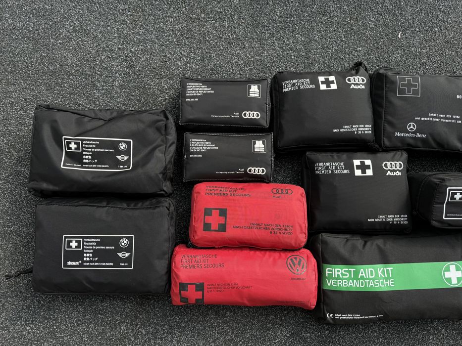 Автомобільні аптечки для автомобіля Mercedes, BMW, Mini, VW, Audi.