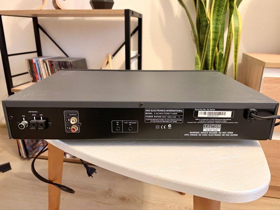 NAD Hi-Fi система — C350 / C540 Rowen Edition / 613 / C422
