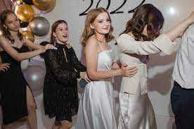 Музика тамада, ведущая на весілля, рочок, випускний, ювілей, хрестини