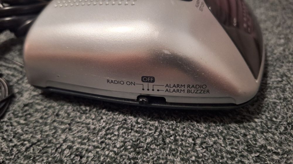 Radiobudzik Philips AJ3110 Radio FM ,  100% sprawne !