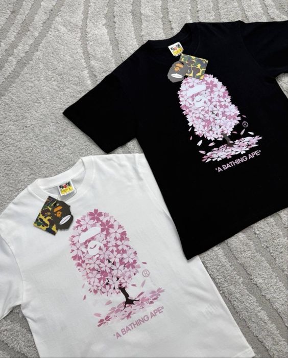 Футболка A Bathing Ape (BAPE) Sakura