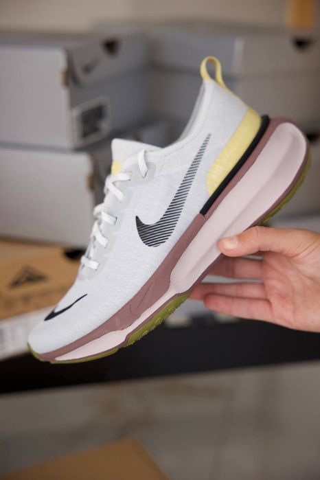 Кросівки Nike ZoomX Invincible Run Flyknit 3