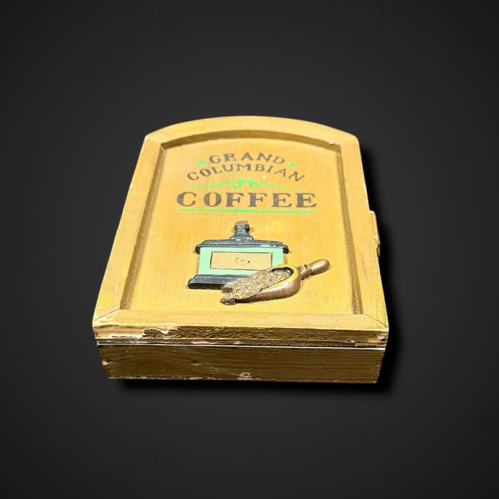 Drewniana skrzynka na klucze Coffee b6/011832