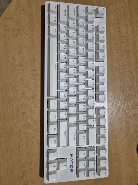 Клавіатура механічна Hator HTK-521  без Hot Swap. Із нюансом