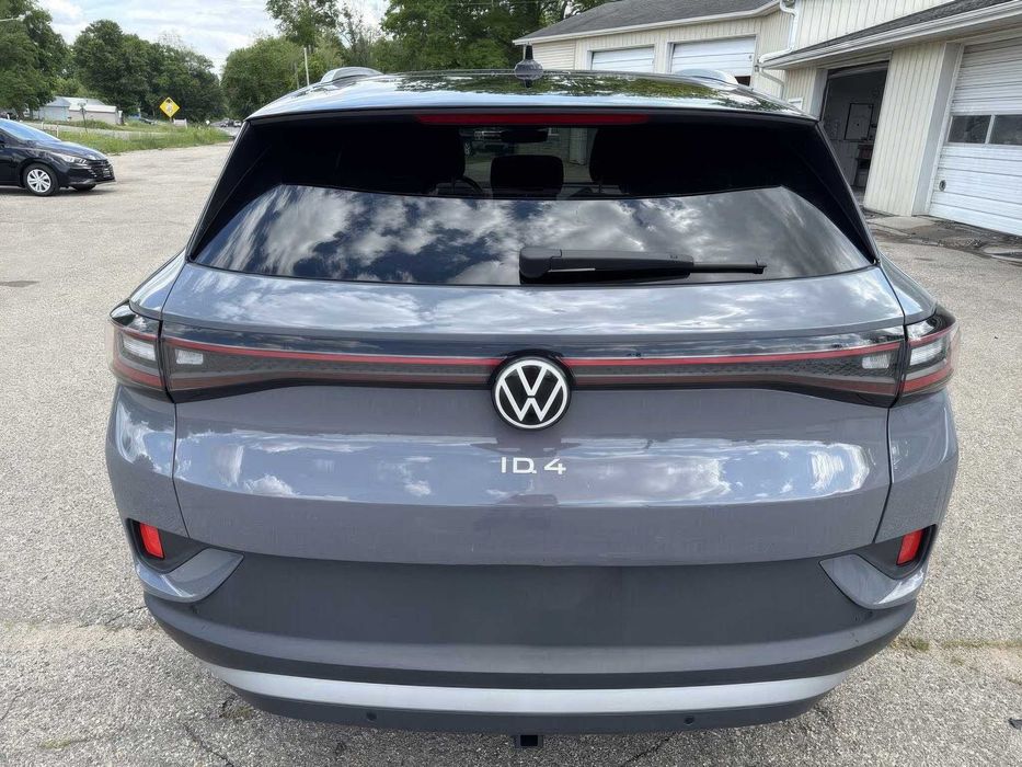 Volkswagen Id.4 Pro      2023