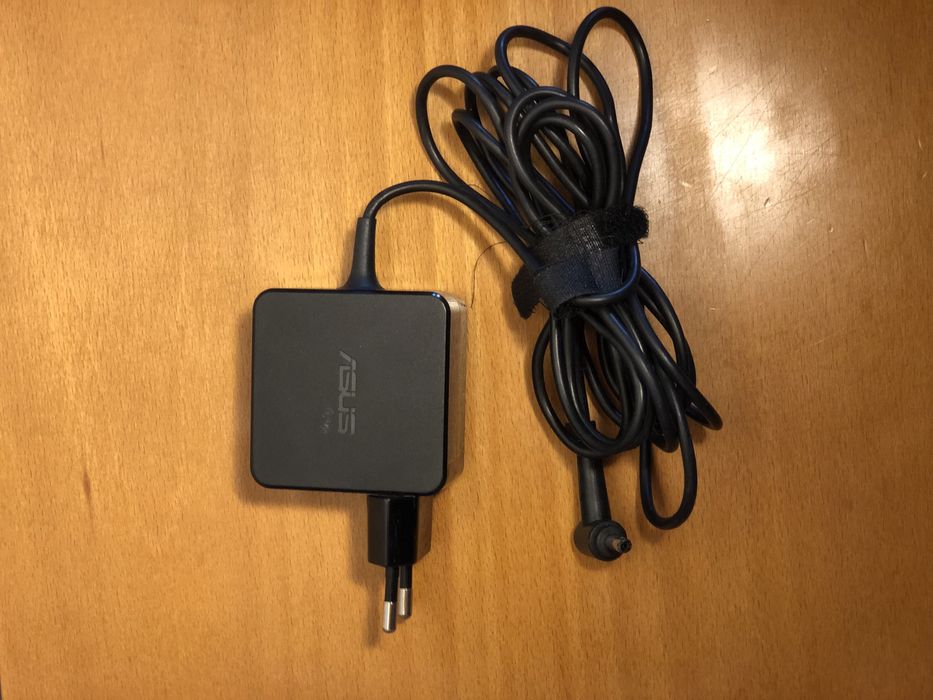 Asus X201E usado