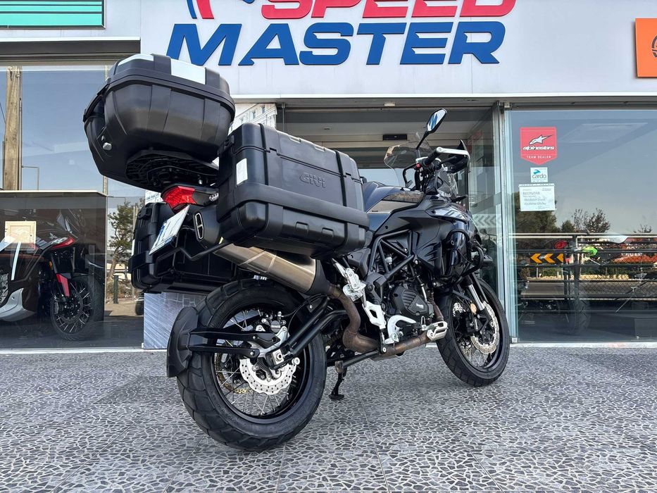 Benelli TRK 502X