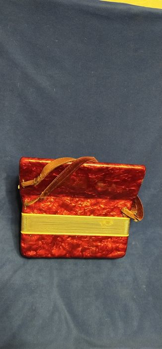 3/4 акордеон Royal Standard 5+2.