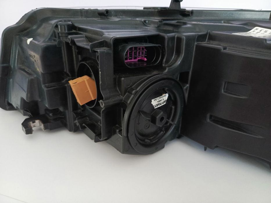 Lampa Audi A8 D4 lift