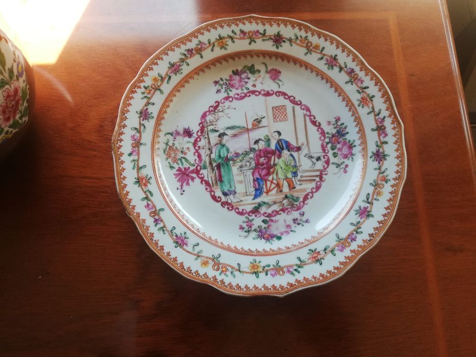 Prato em porcelana chinesa