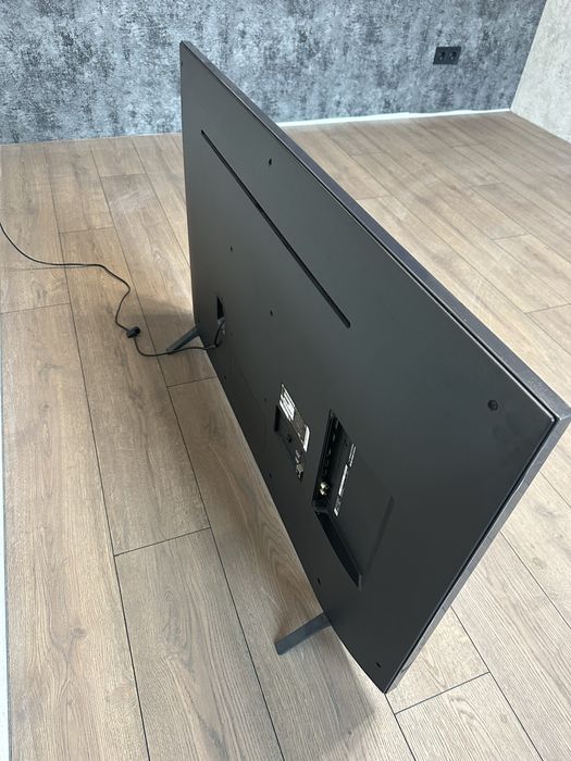 Продам  смарт-телевізор LG 50