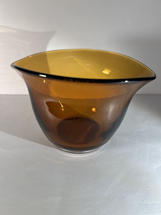 Miseczka miodowa Tarnowiec na orzeszki :)