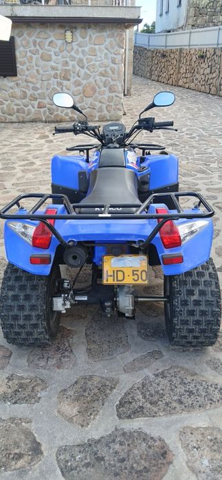 Moto 4 muito bom  estado