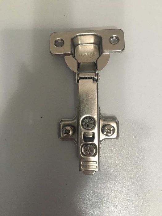 Петля мебельная накладная с доводчиком Hafele D SM 300 110* + лапка